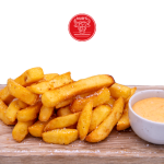 Stor pommes frites m. chili mayo